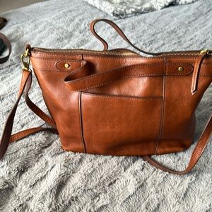 Brown Fossil leather crossbody